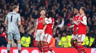 首先分析月 首先分析月